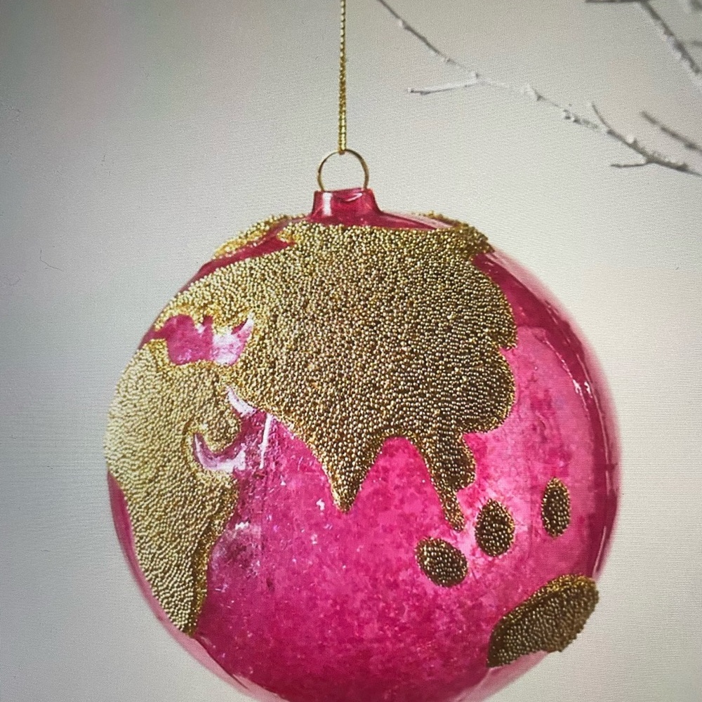 ❤️ ANTHROPOLOGIE CHRISTMAS PINK EARTH ORNAMENT NEW